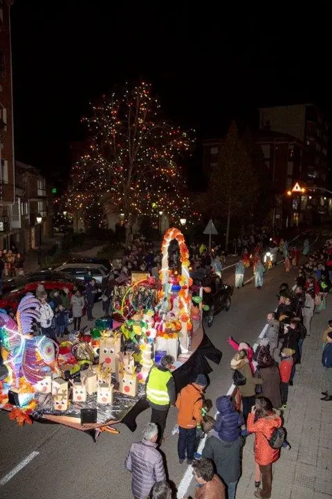 Cabalgata Reyes Magos Salas de los Infantes_5