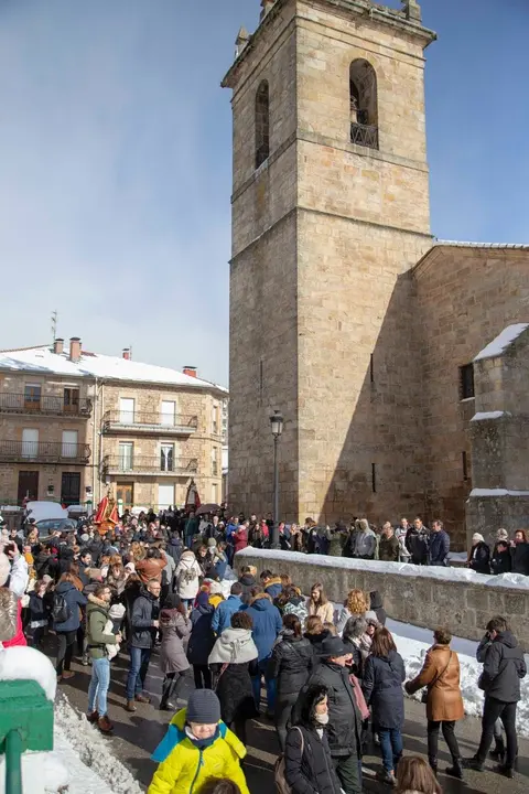 Procesión Candelas y San Blas Quintanar de la Sierra_3 (1)