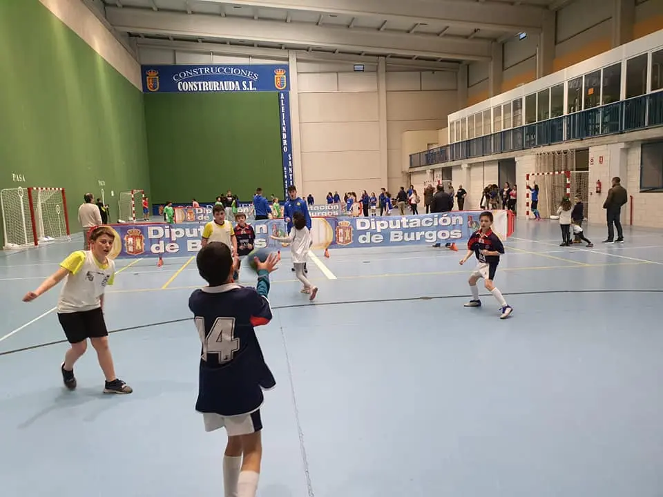 89124730_2964569073603398_925856603826028544_n