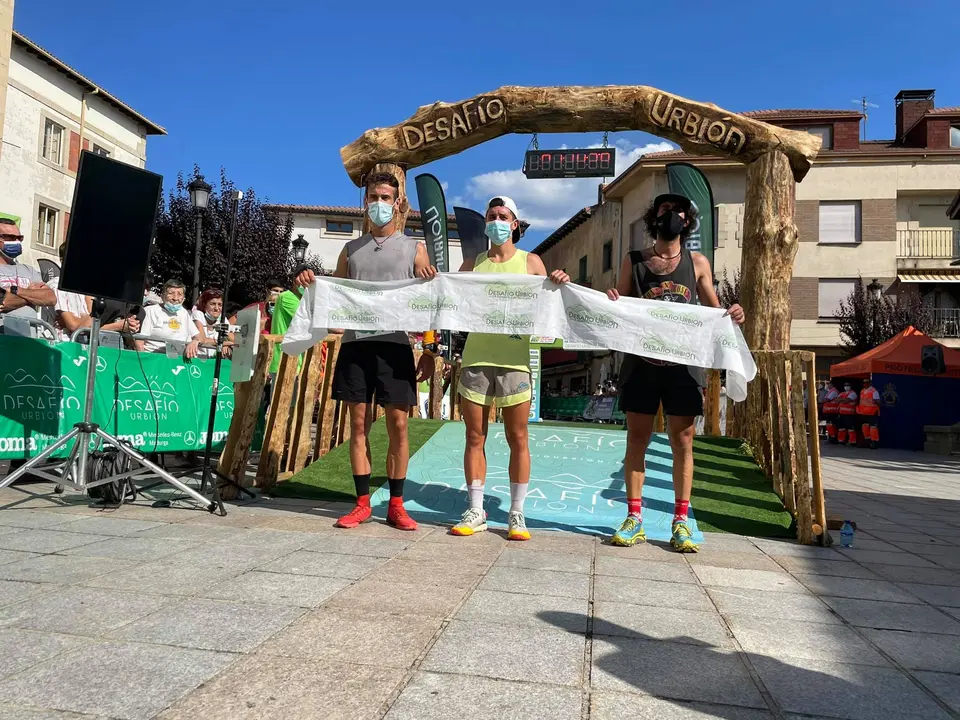 241400917_4182621125182483_2922900410989731988_n