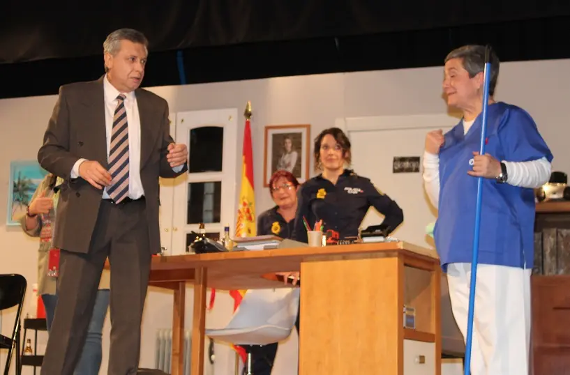 COMEDIA SAN LEONARDO 2022 (10)