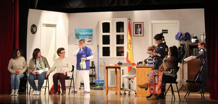 COMEDIA SAN LEONARDO 2022 (16)