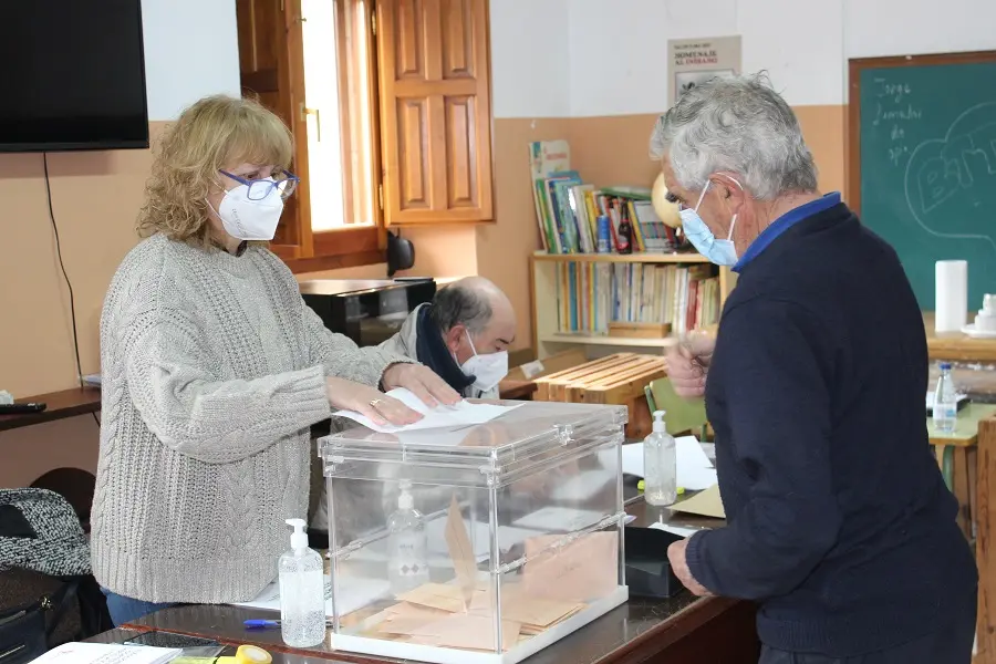 Votacion en Salduero 3