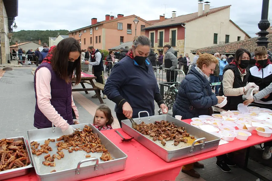 MATANZA DEL CERDO NAVALENO 2022 (78)