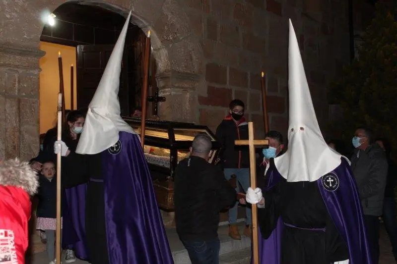 SEMANA SANTA NAVALENO 2022 (17)