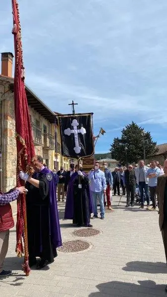 SEMANA SANTA NAVALENO 2022 (37)