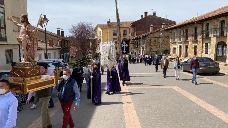 SEMANA SANTA NAVALENO 2022 (38)