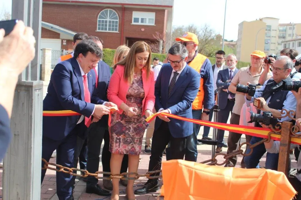 MONUMENTO AL REHALERO EN ALMAZ&Aacute;N (6)