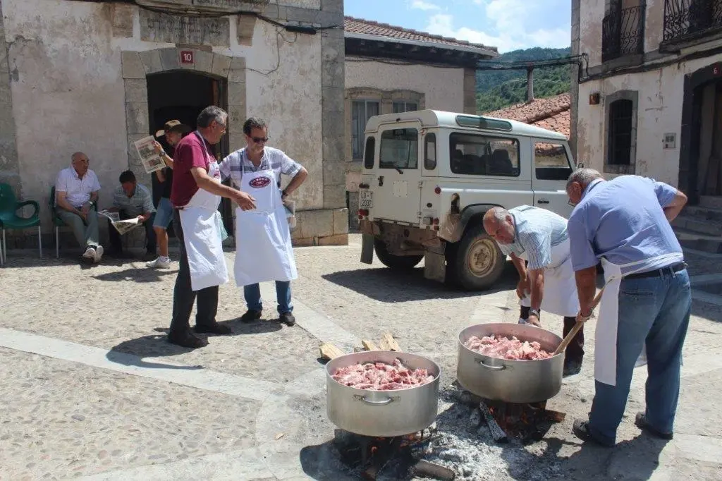 FIESTAS MONTENEGRO (2)