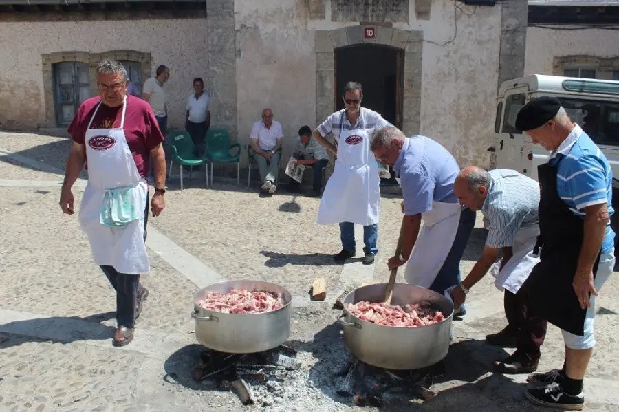 FIESTAS MONTENEGRO (4)