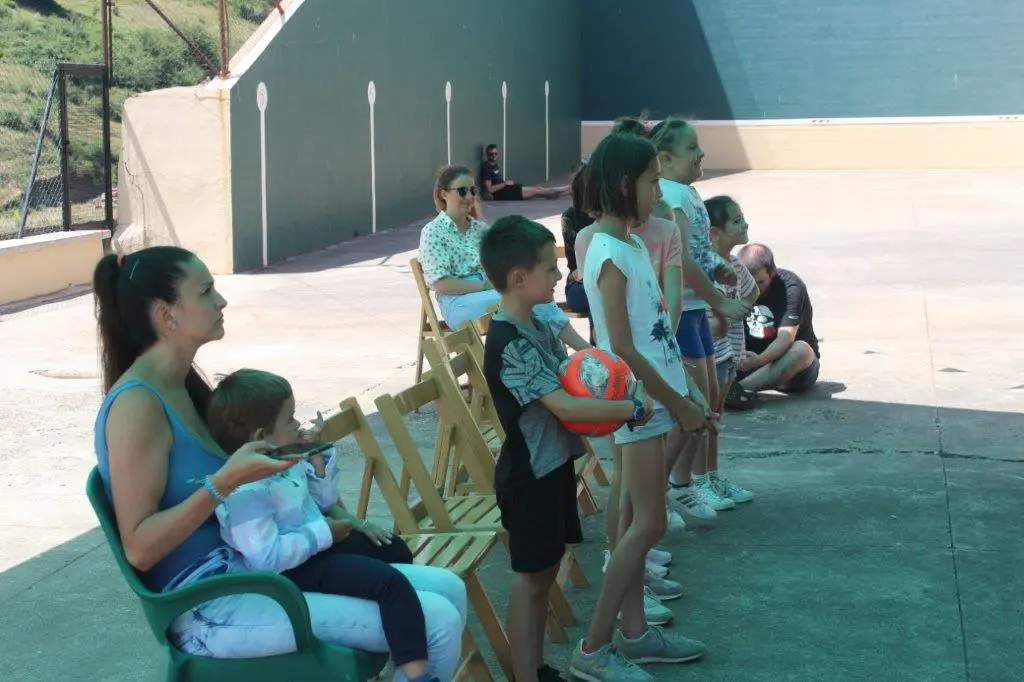 FIESTAS MONTENEGRO (14)