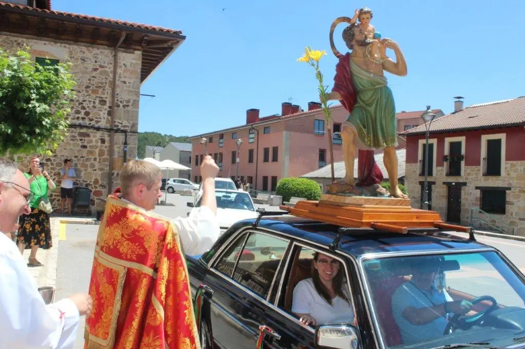 SAN CRISTOBAL EN NAVALENO (2)