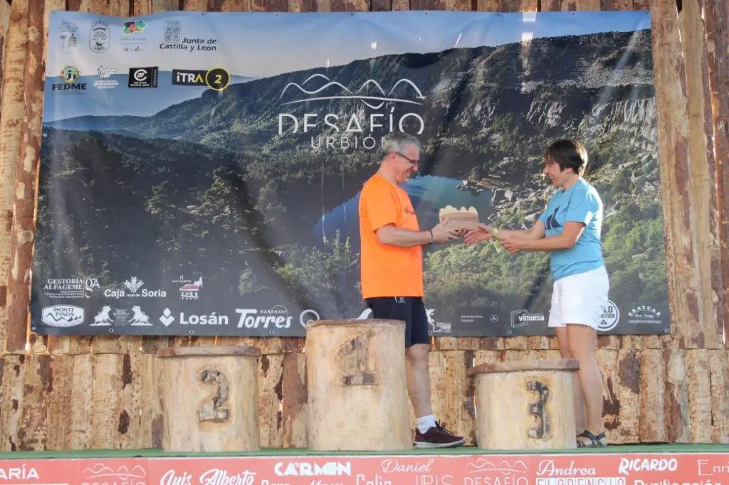 HOMENAJE ATLETAS Y CORREDORES (43)