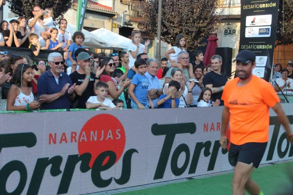 HOMENAJE ATLETAS Y CORREDORES (76)