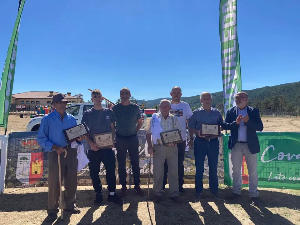 COVALEDA HOMENAJE FERIA