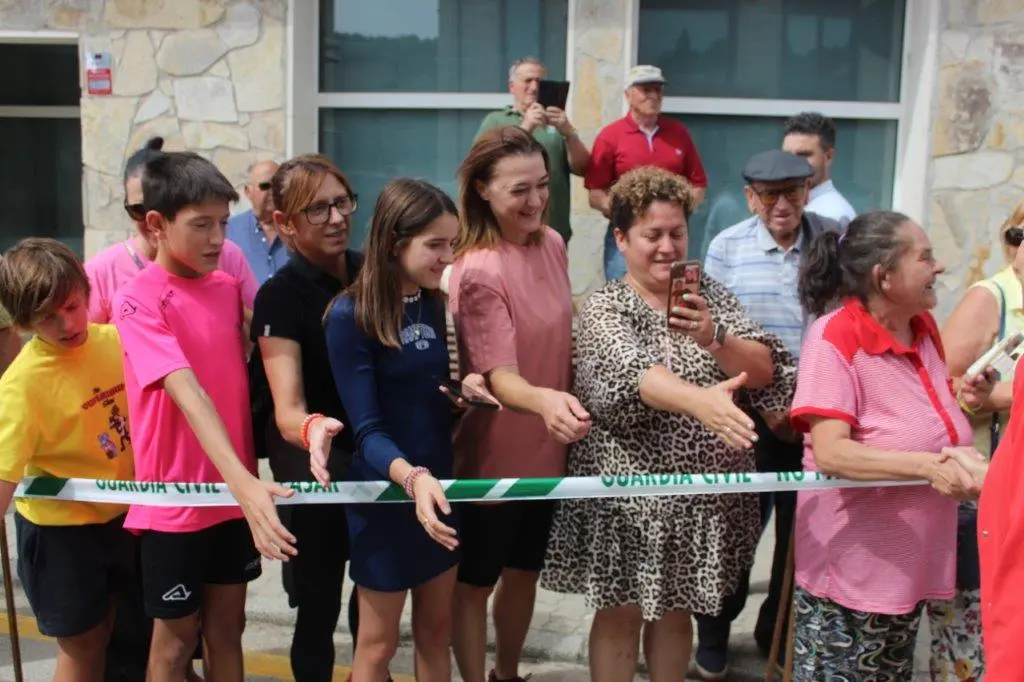 LA MINISTRA EN NAVALENO (31)