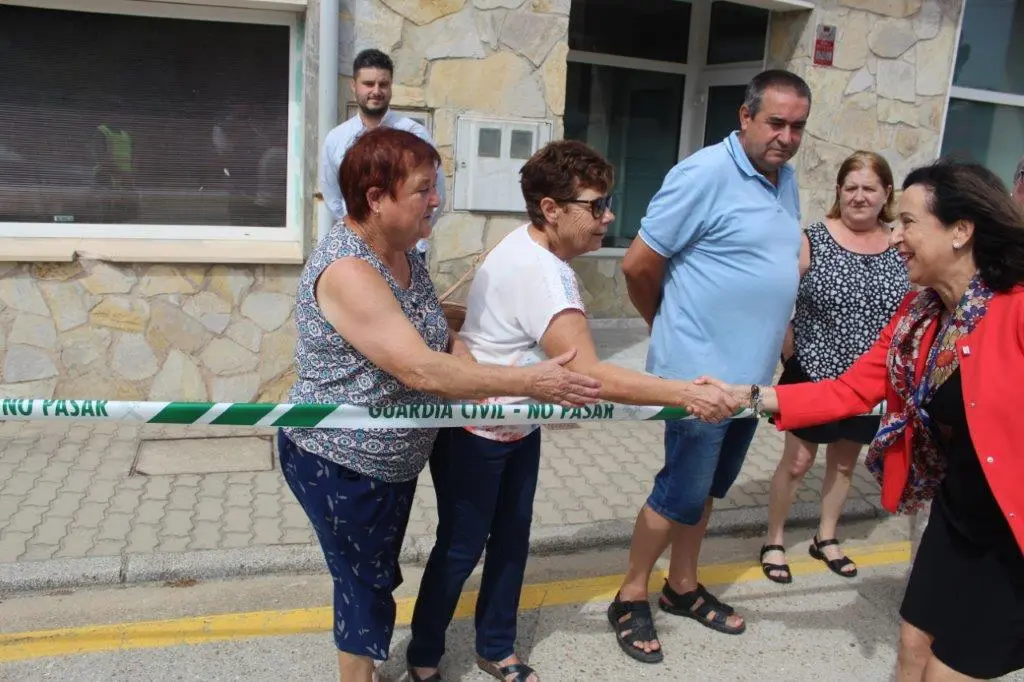 LA MINISTRA EN NAVALENO (36)