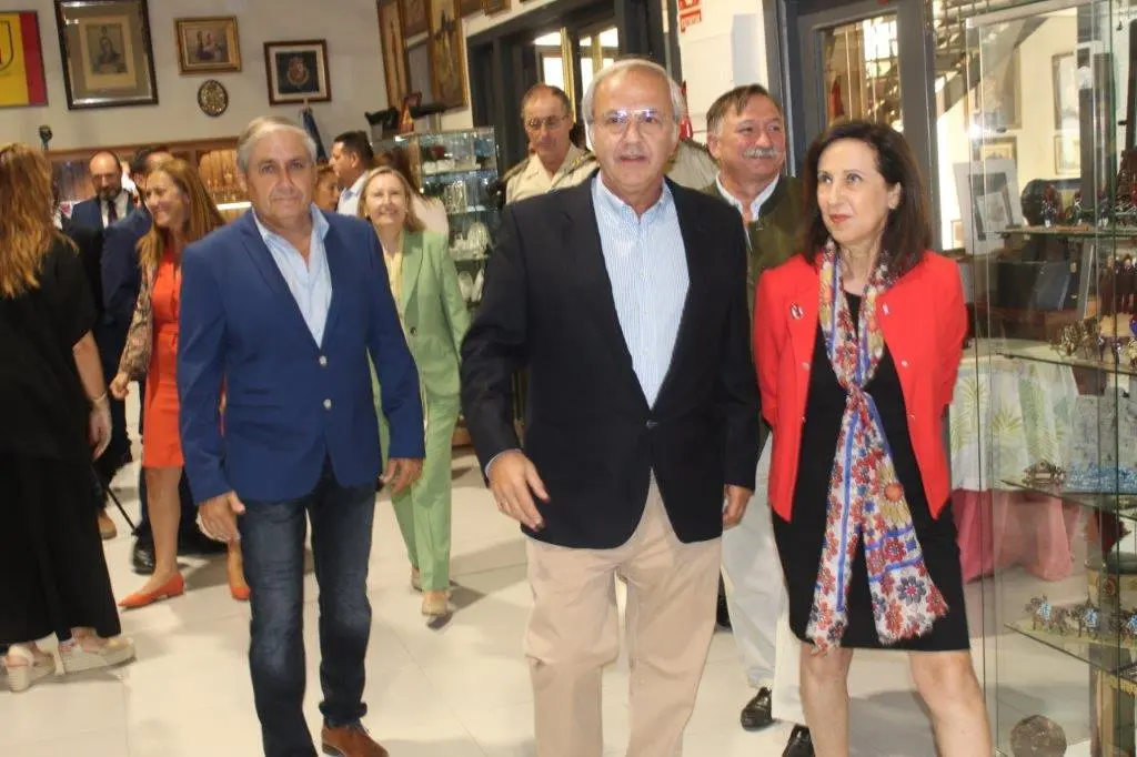 LA MINISTRA EN NAVALENO (44)