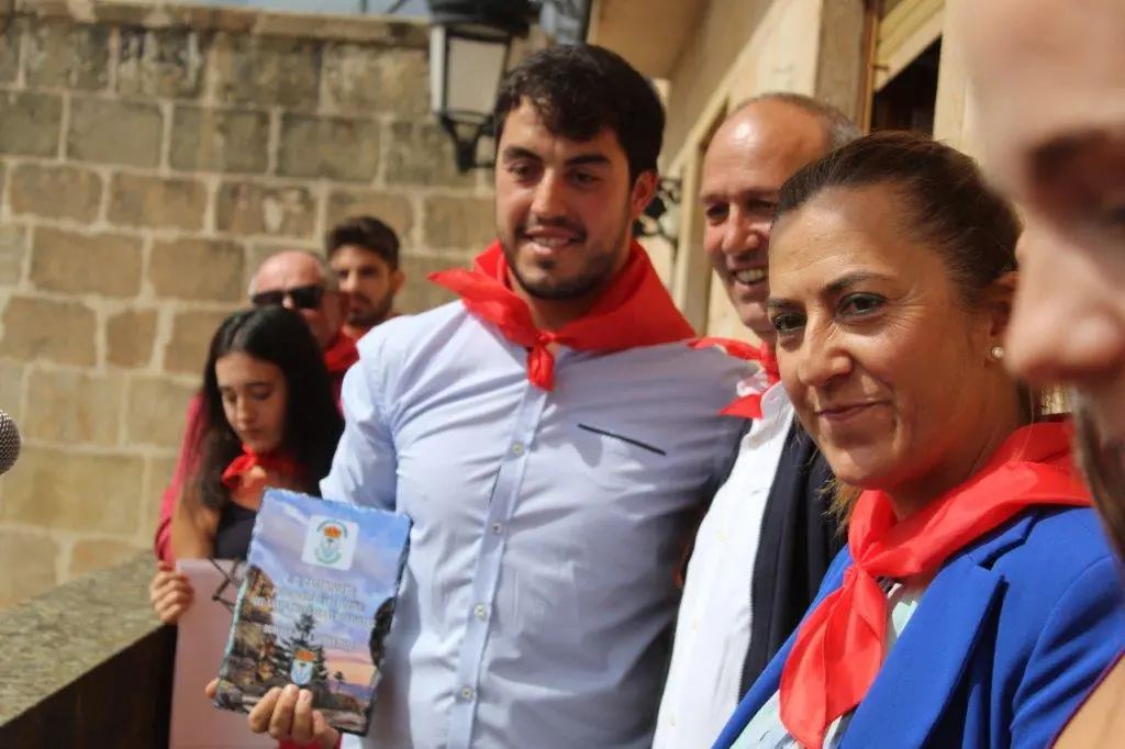 ARRANQUE FESTIVO EN DURUELO (91)