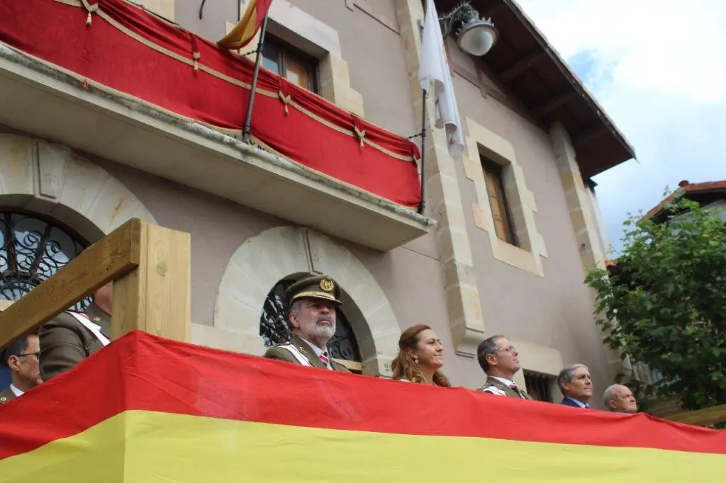 JURA DE BANDERA (145)