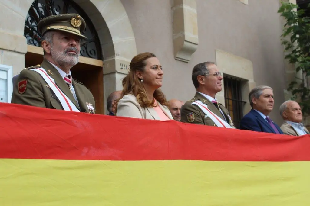 JURA DE BANDERA (146)