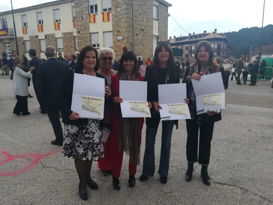 JURA DE BANDERA EN NAVALENO (1)