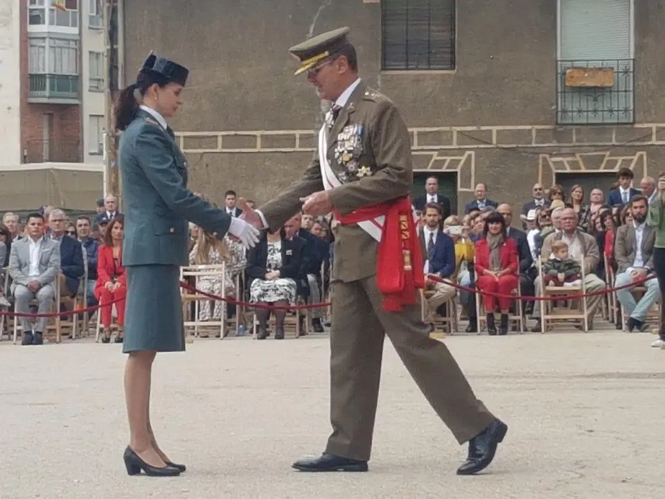 JURA DE BANDERA EN NAVALENO (3)