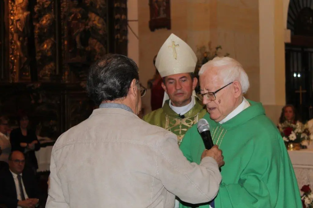 HOMENAJE A DON FELIPE (30)