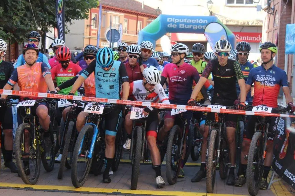 DEMANDASAURUS 2022 (20)