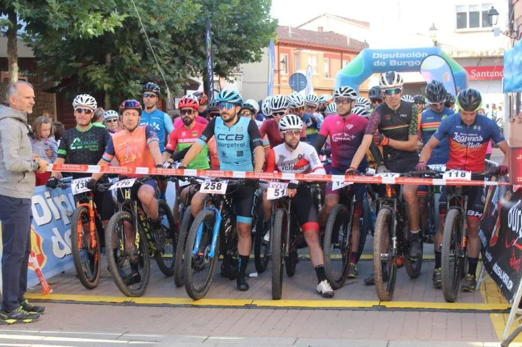 DEMANDASAURUS 2022 (21)