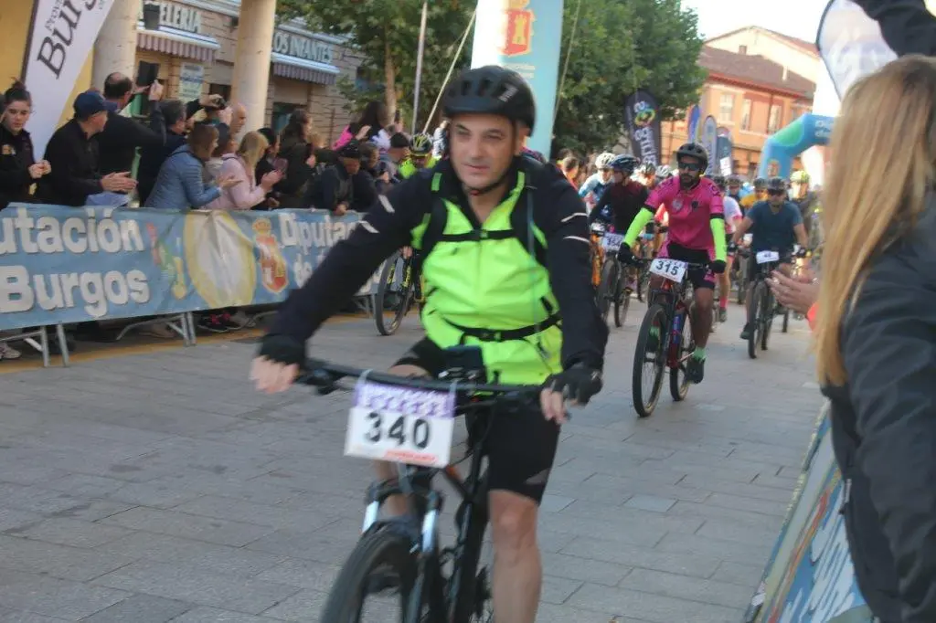 DEMANDASAURUS 2022 (39)