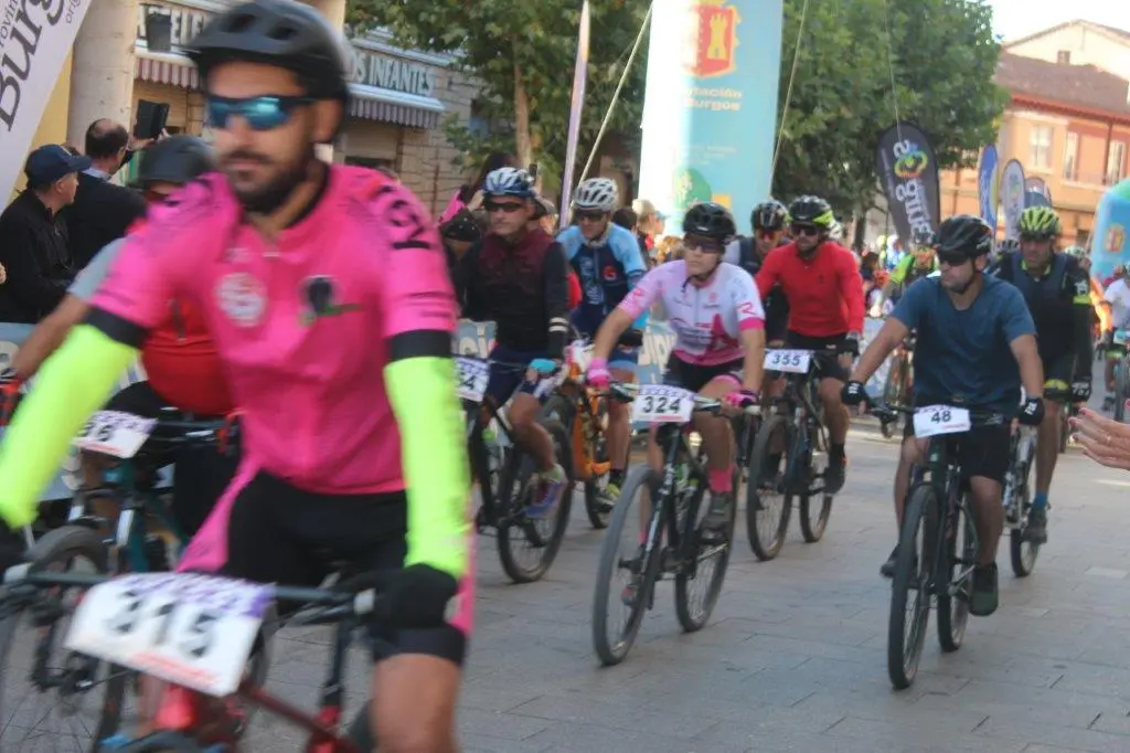 DEMANDASAURUS 2022 (40)