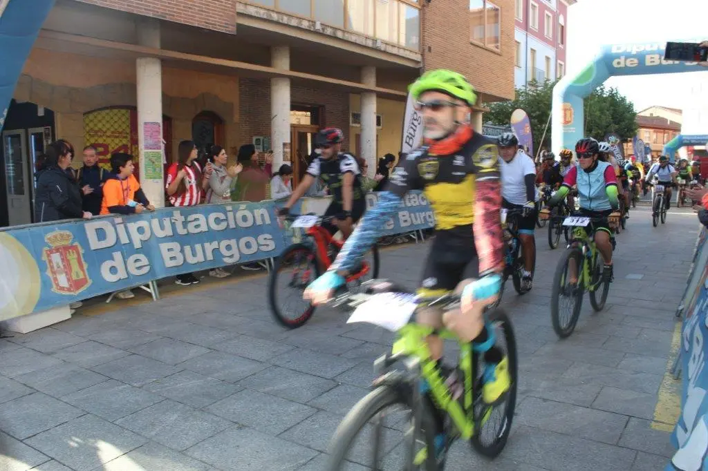 DEMANDASAURUS 2022 (42)