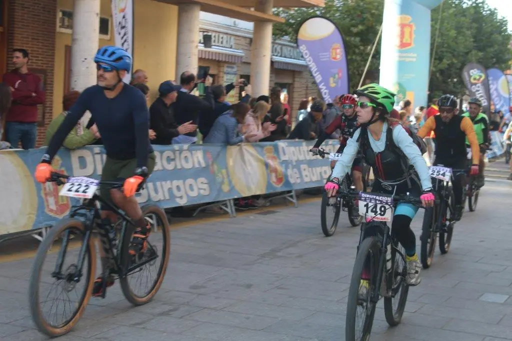 DEMANDASAURUS 2022 (52)