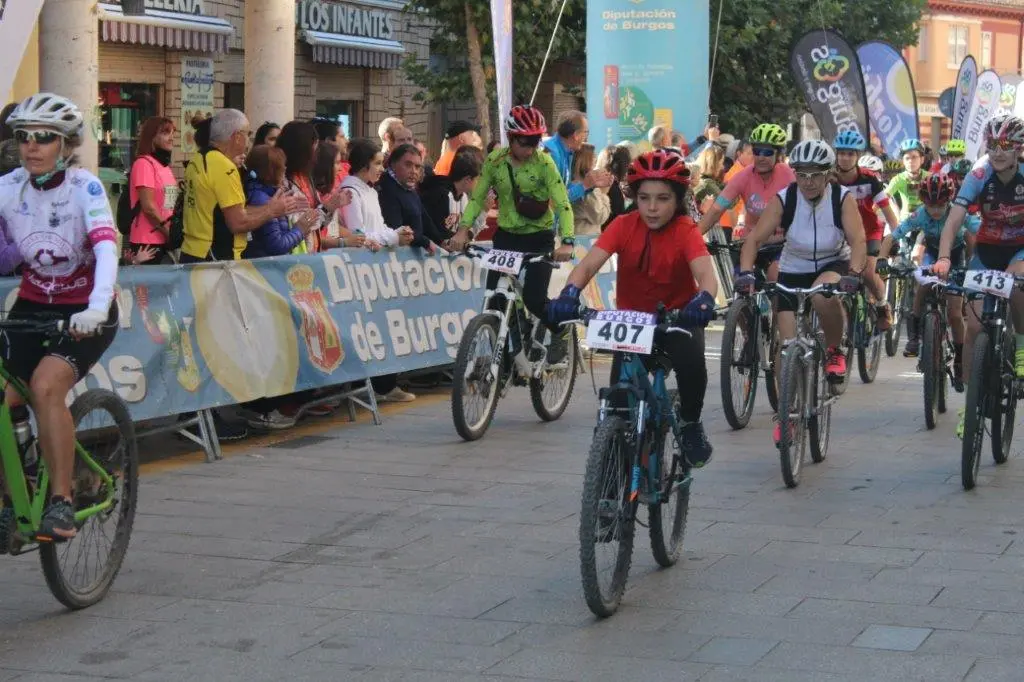 DEMANDASAURUS 2022 (88)