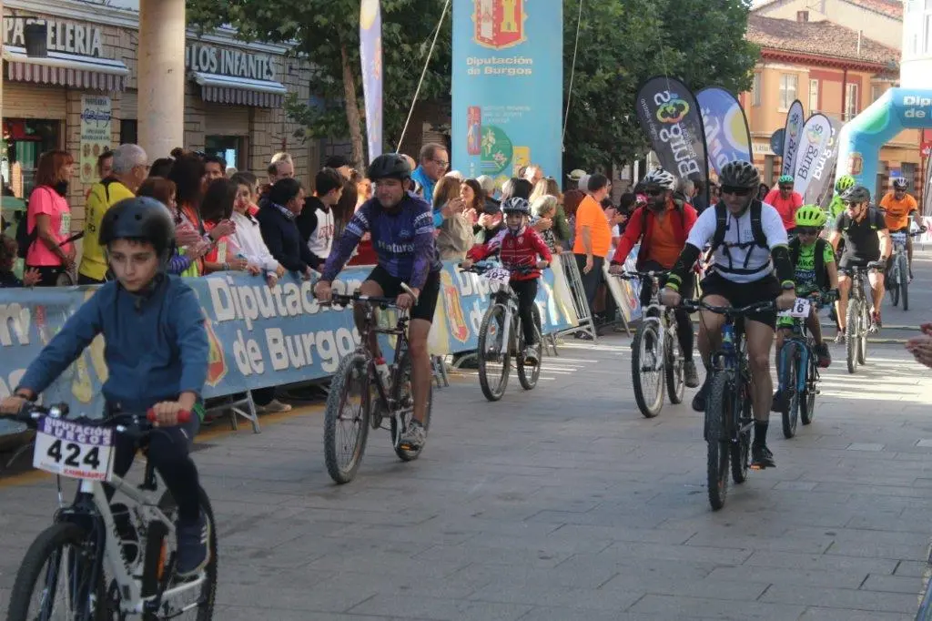 DEMANDASAURUS 2022 (93)