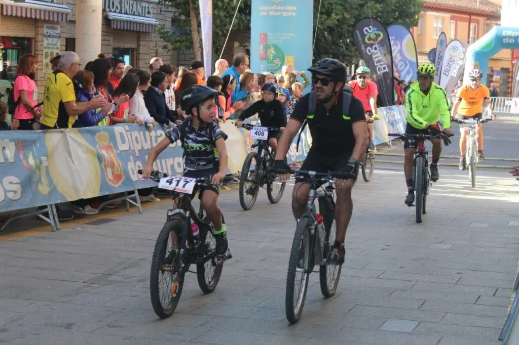 DEMANDASAURUS 2022 (95)