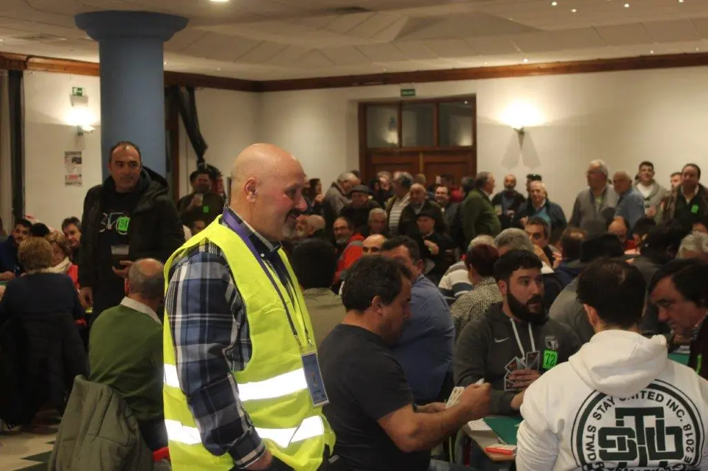 XIV CAMPEONATO DE GUIÑOTE (11)