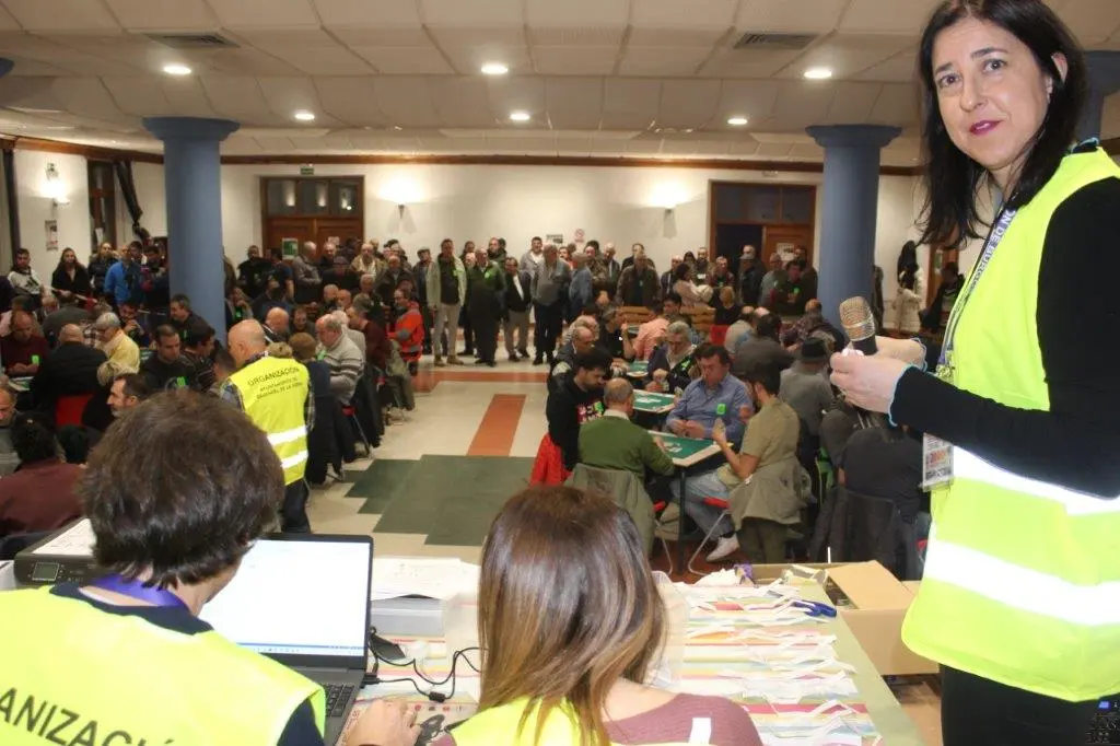 XIV CAMPEONATO DE GUIÑOTE (7)