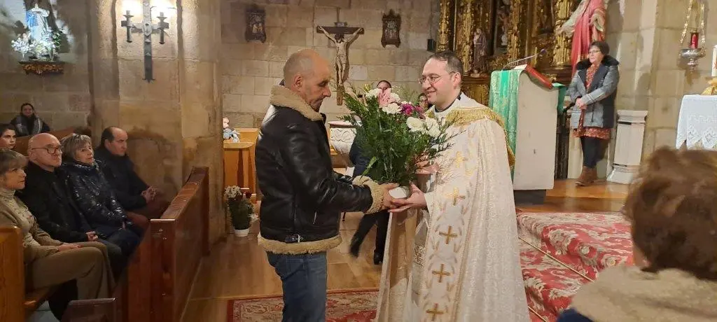 OFRENDA FLORAL A CANDELAS EN QUINTANAR (17)