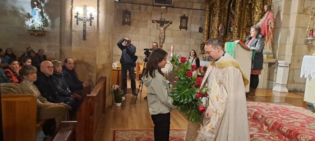 OFRENDA FLORAL A CANDELAS EN QUINTANAR (27)