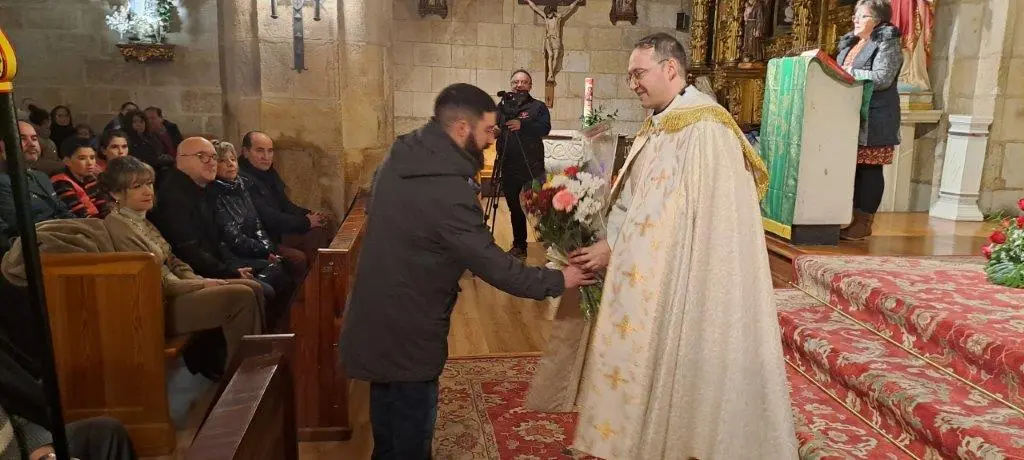 OFRENDA FLORAL A CANDELAS EN QUINTANAR (29)