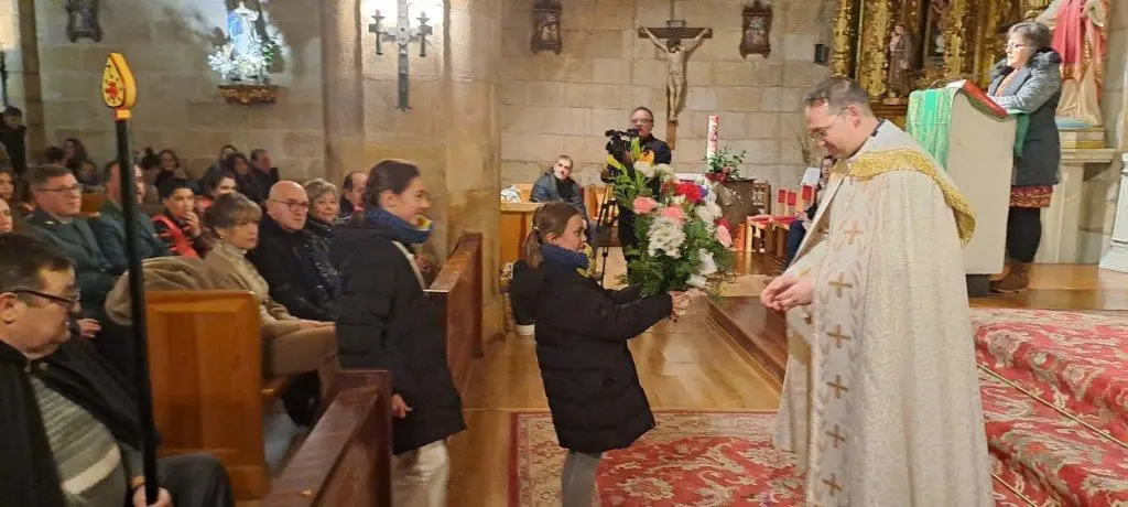 OFRENDA FLORAL A CANDELAS EN QUINTANAR (31)