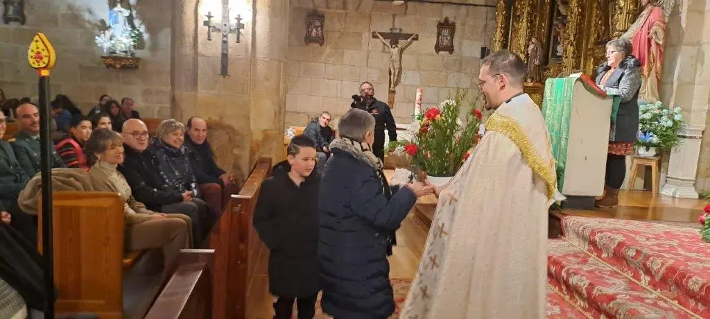 OFRENDA FLORAL A CANDELAS EN QUINTANAR (35)