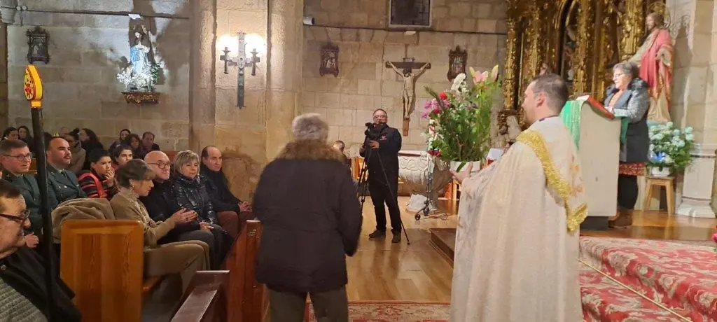 OFRENDA FLORAL A CANDELAS EN QUINTANAR (36)