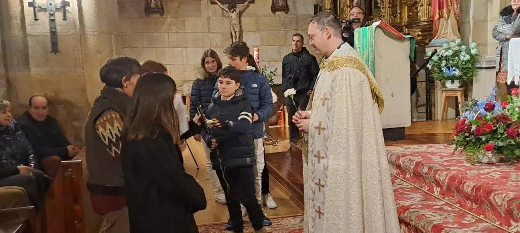 OFRENDA FLORAL A CANDELAS EN QUINTANAR (50)