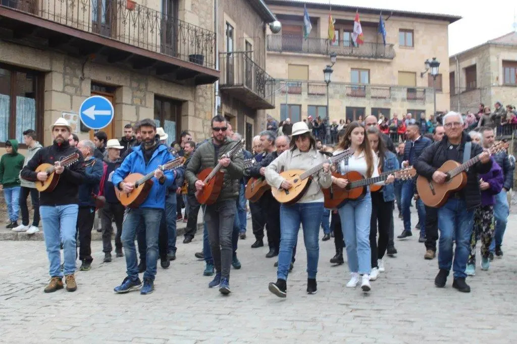 RONDA CARNAVAL DURUELO (13)