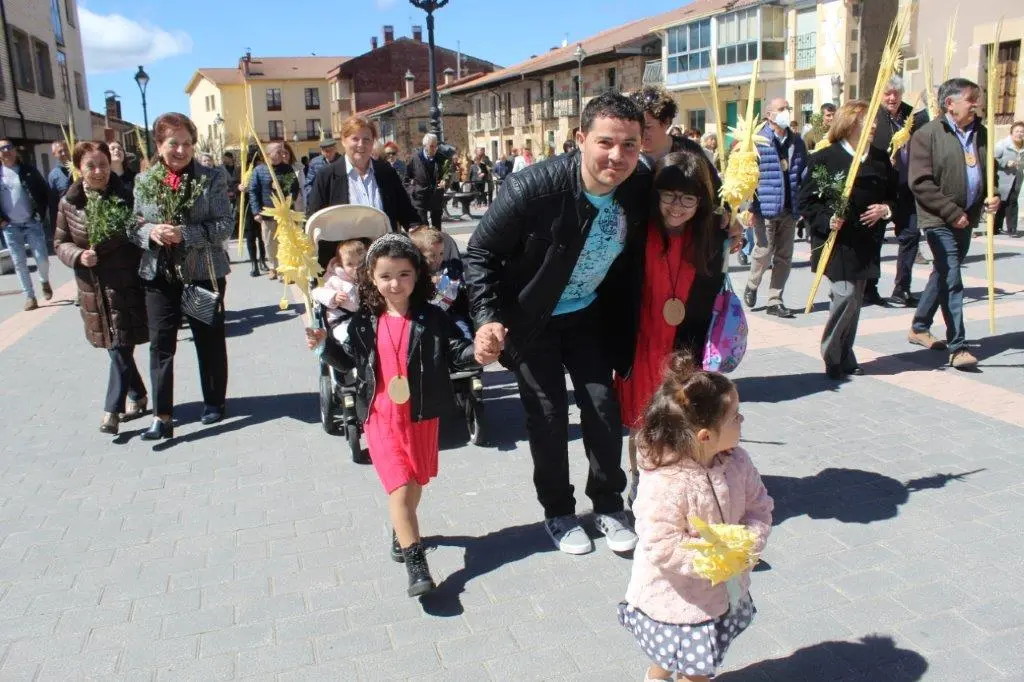 DOMINGO DE RAMOS EN NABALENO (18)
