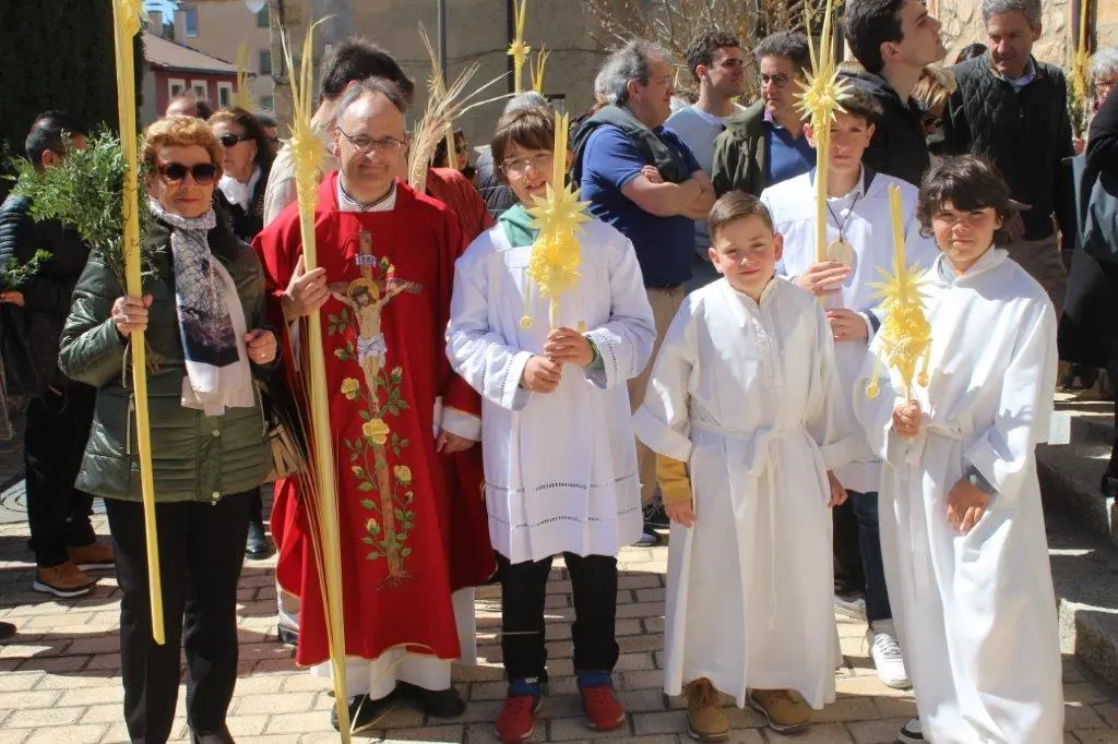 DOMINGO DE RAMOS EN NABALENO (23)