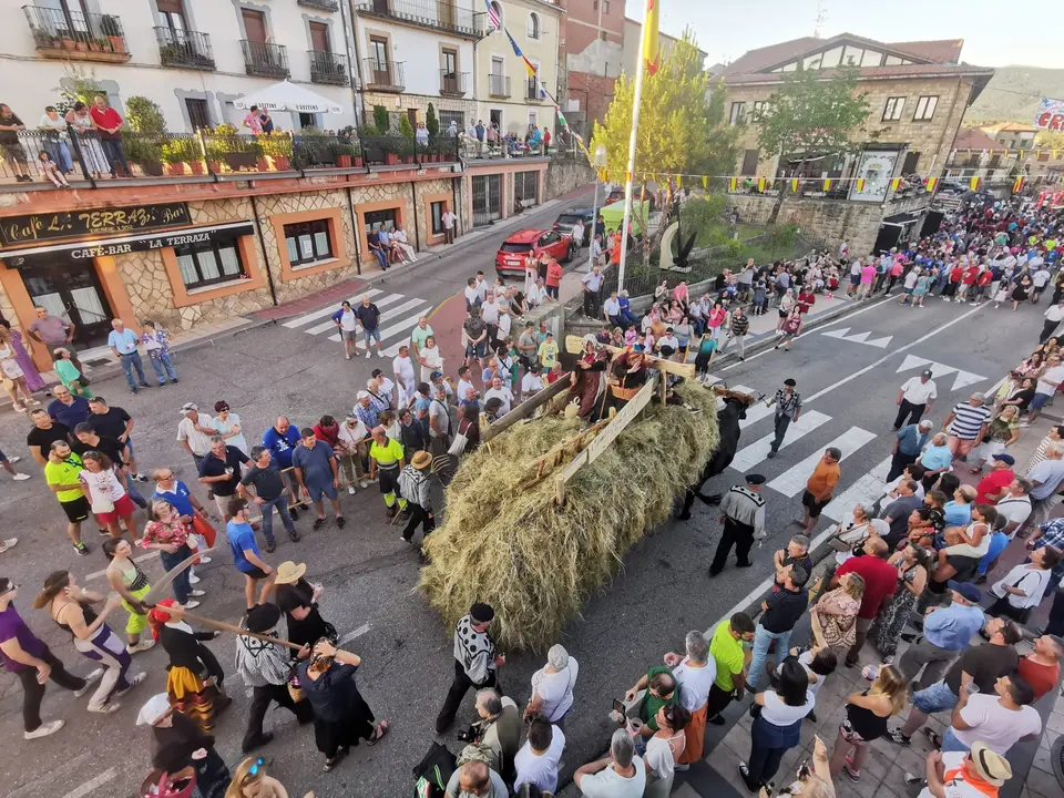 QUINTANAR PREGÓN 46